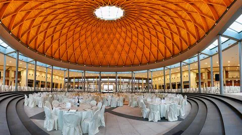 THE HOME EVENT Celebration dinner:  the world under the wooden dome.