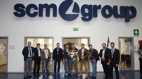 HUNGARIAN CUSTOMERS IN VISIT WITH PLANET