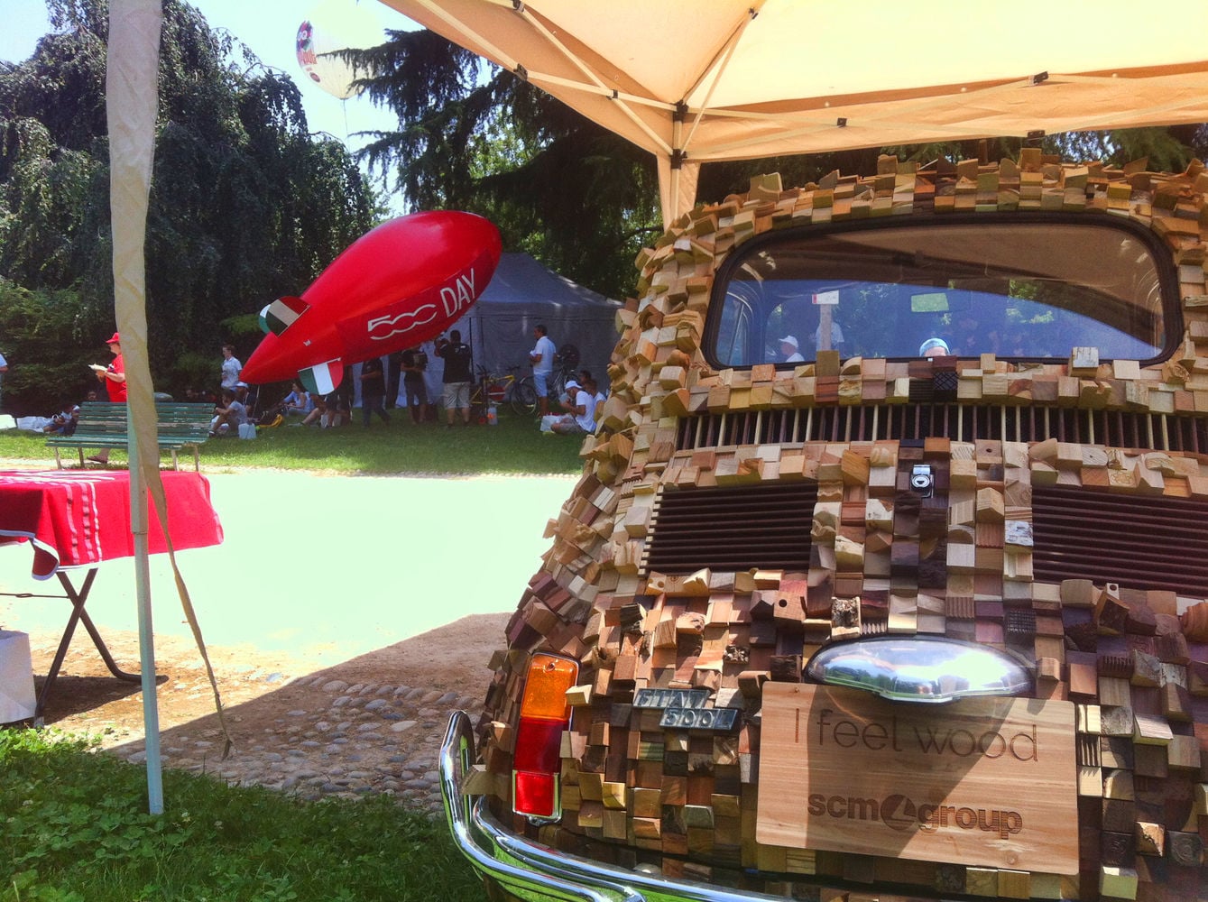 Kube I feel wood, most photographed Fiat 500 at the Birthday celebrations held at the splendid settings of the Parco Sempione in the heart of Milan.
