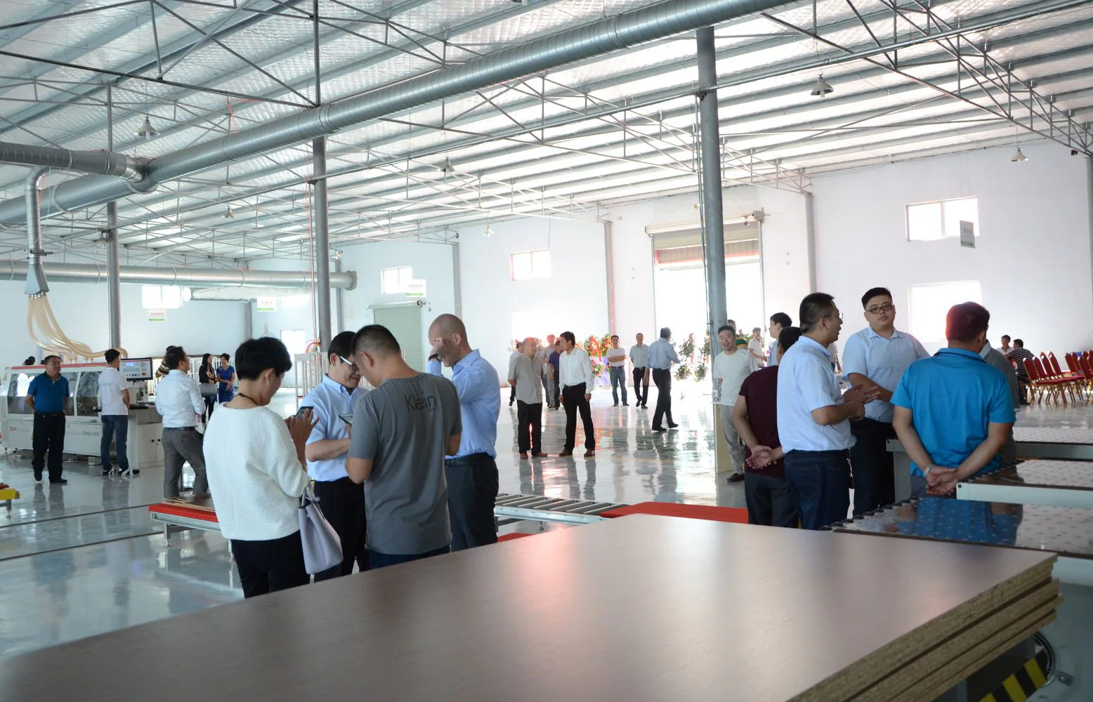 Successful opening ceremony of panel furniture cloud intelligent factory in China.