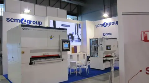 Visitatori da tutto il mondo allo stand DMC alla fiera Emo 2015