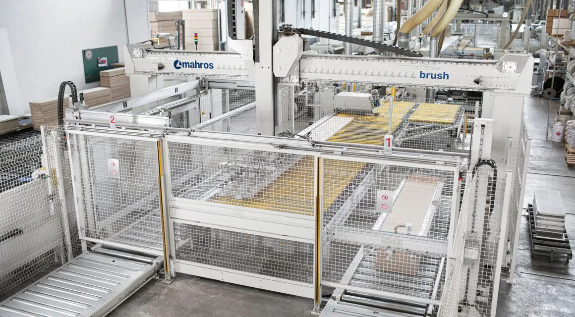 mahros brush堆料机、进料机_集成封边磨边系统_SCM集团