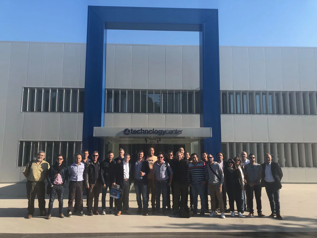 SCM热情接待来自世界各地的客户代表团