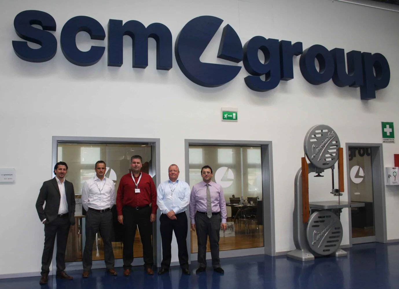 VOS: NEW DISTRIBUTOR IN NETHERLANDS