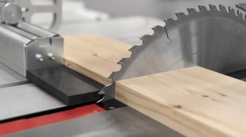 Seguridad total y artesanía 4.0: las novedades de SCM para la carpintería