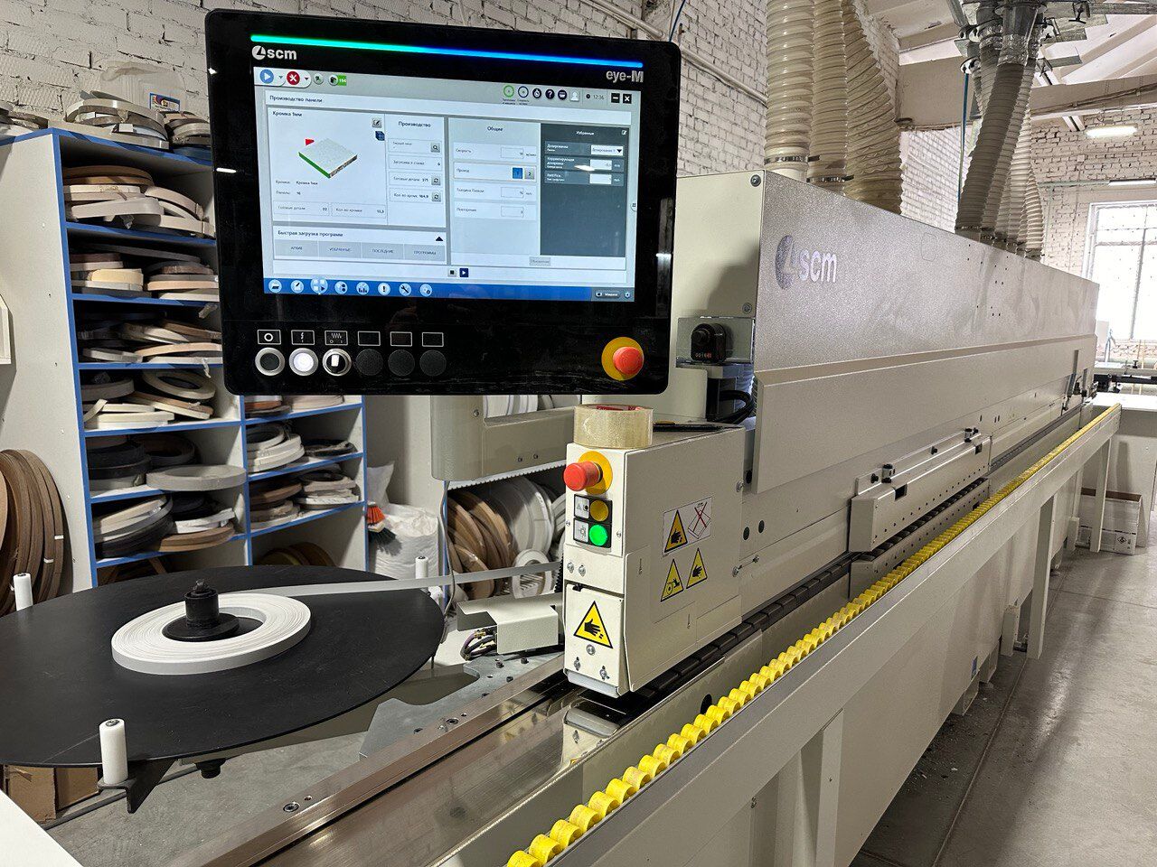 Какое оборудование выбирают производители мебели