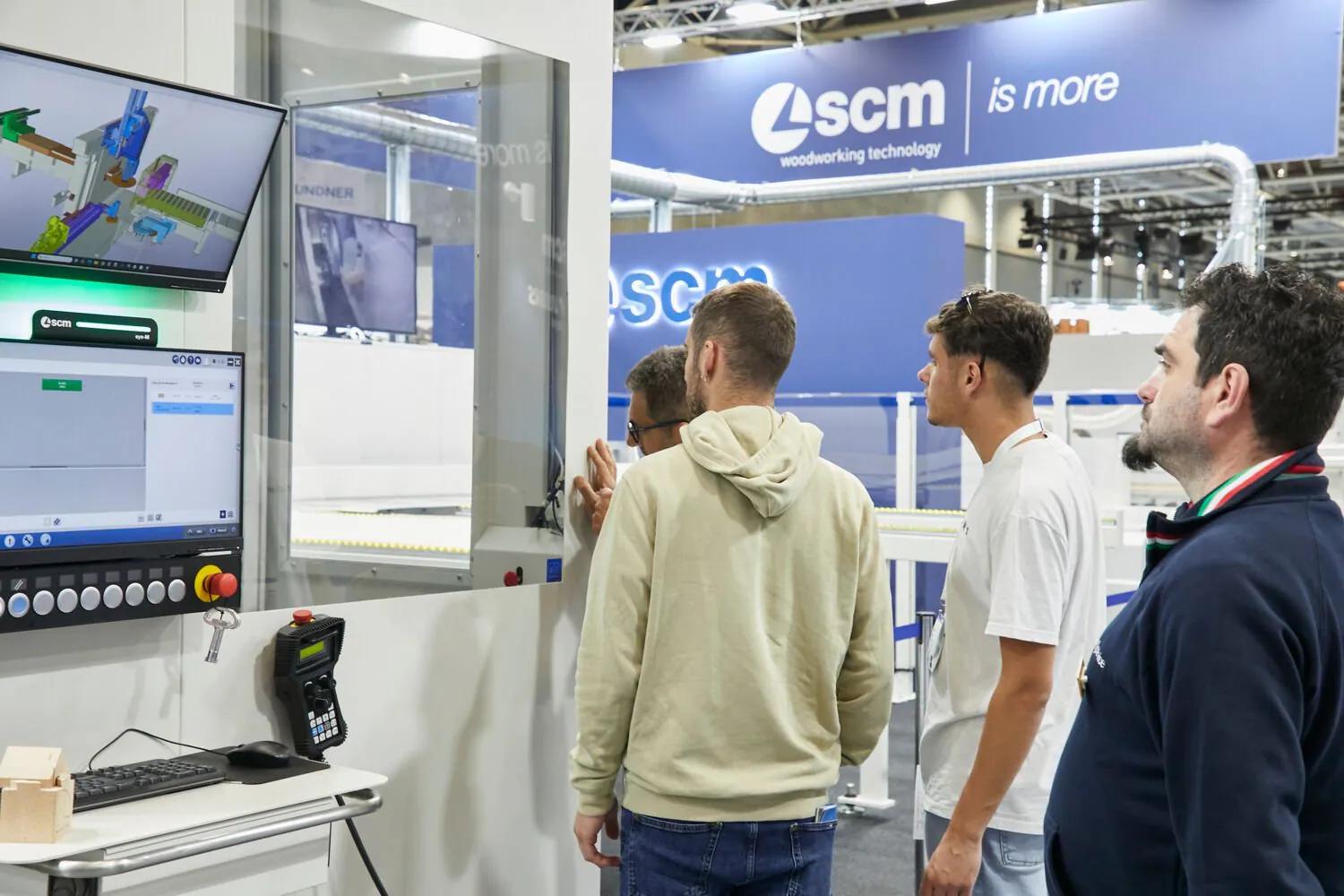 LIGNA 2025 démarre avec une forte affluence sur les stands SCM