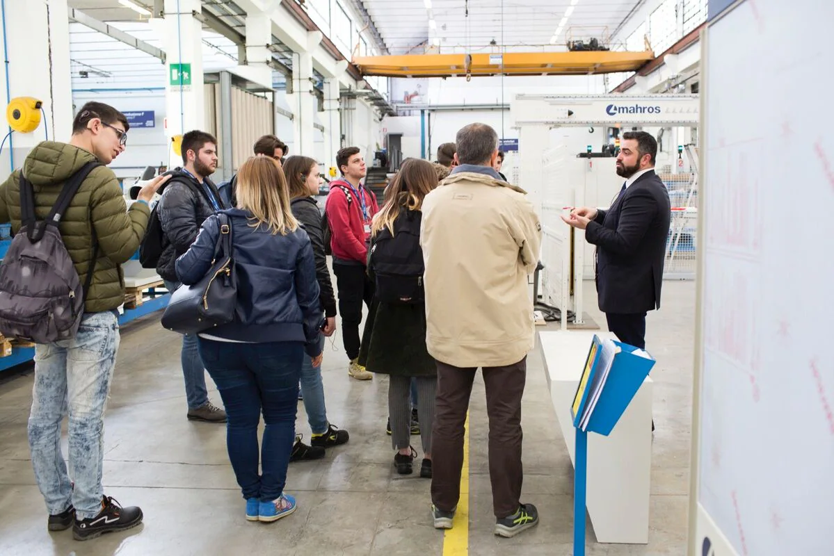 L'Istituto del mobile "Carniello" di Brugnera in visita