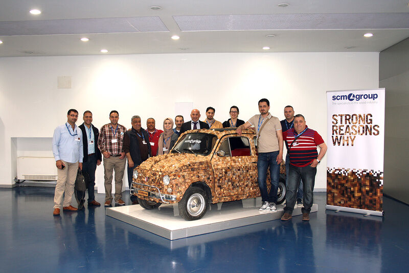 Nablus Forniture Cluster ospiti dello showroom di Rimini