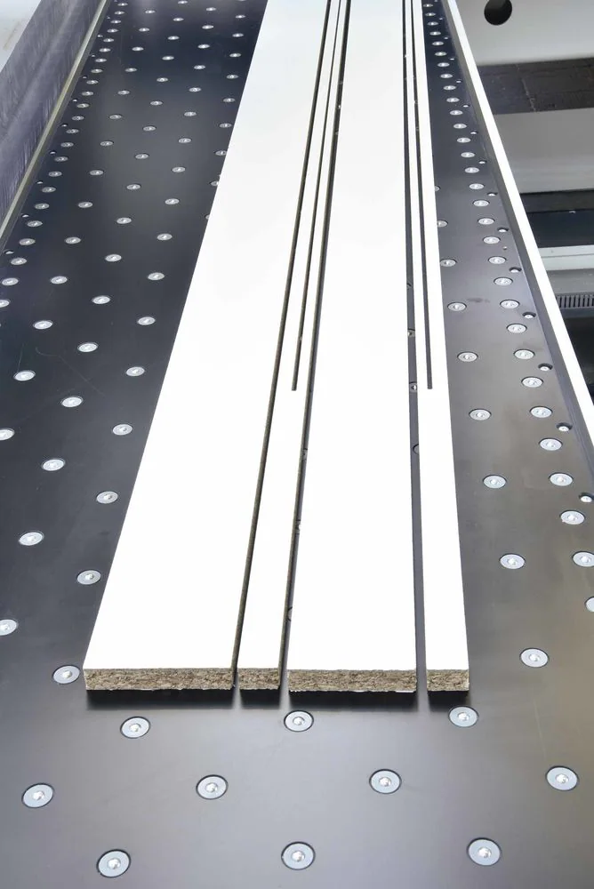 Bardzo zaawansowana seria maszyn do rozkroju płyt Gabbiani g3/gt3