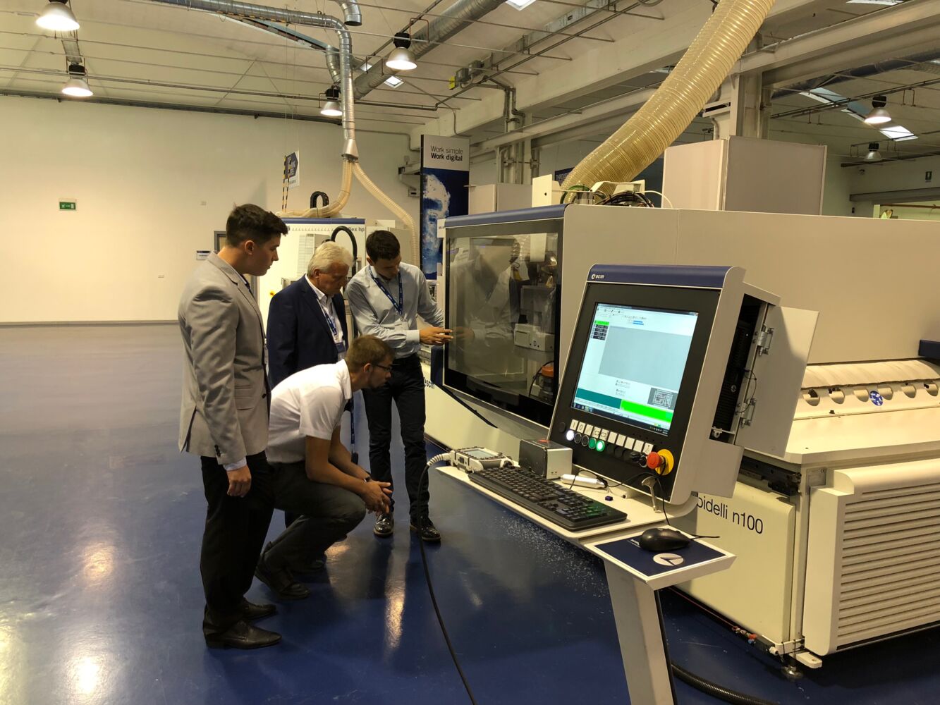 Студенческая практика в SCM, Италия