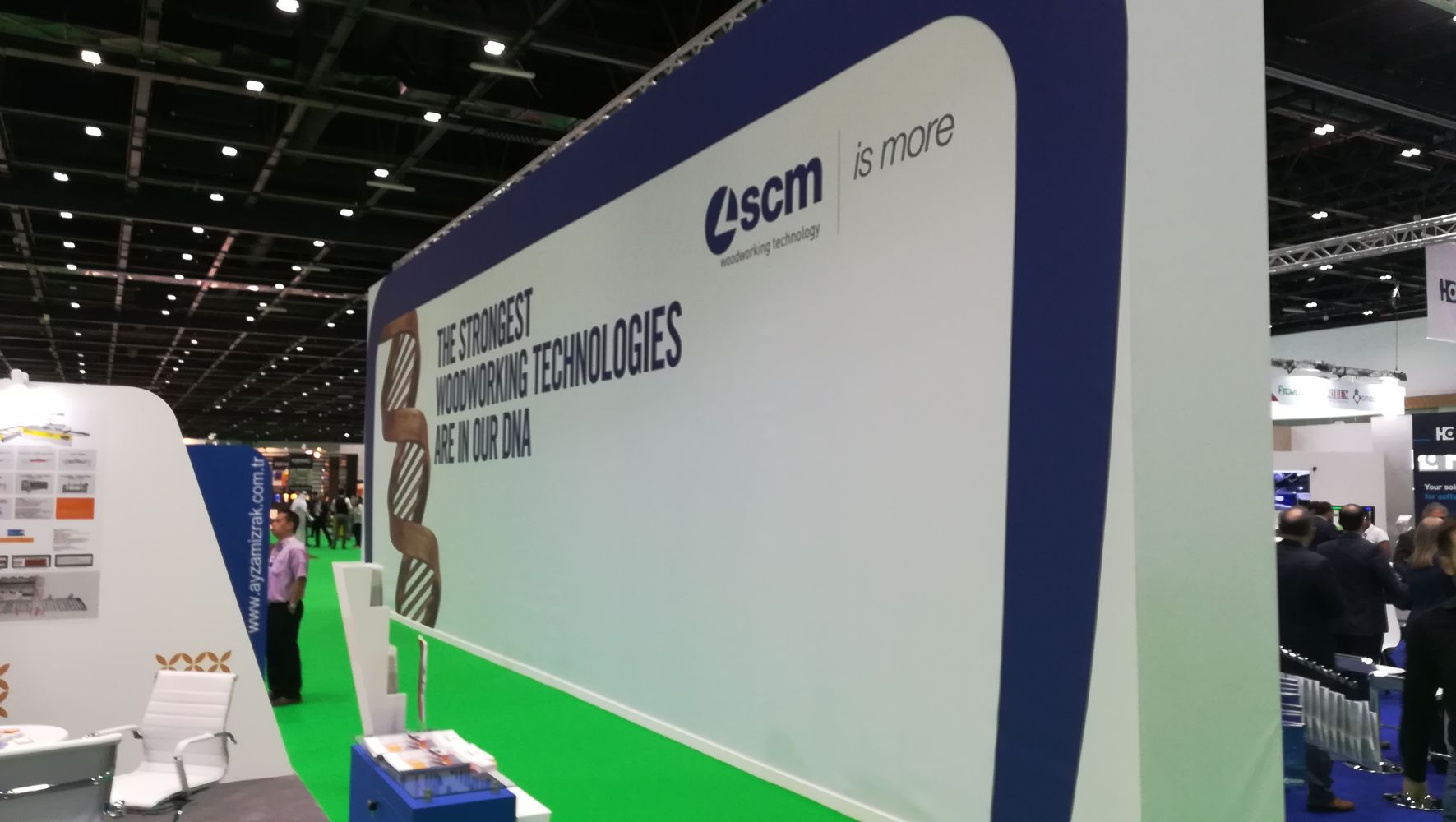 SCM porta a Dubai Woodshow l’alta tecnologia “made in Italy” per il legno